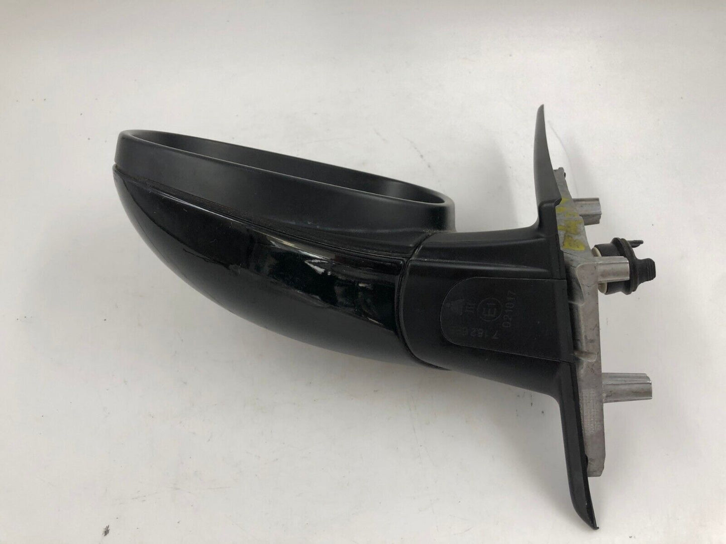 2009-2011 BMW 323i Driver Side View Power Door Mirror Black OEM D01B39068