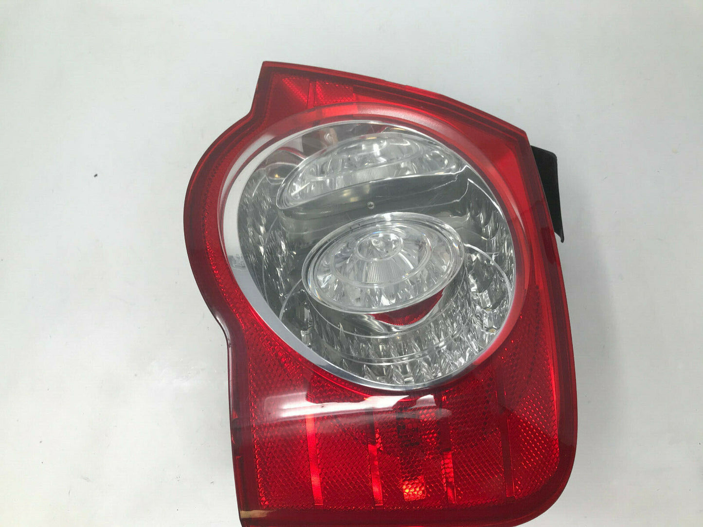 2008-2012 Volkswagen Passat Passenger Side Tail Light OEM B02B67002