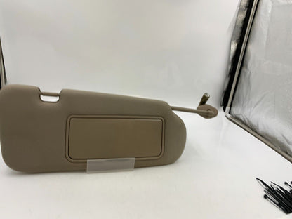 2005-2007 Kia Sorento Passenger Sun Visor Sunvisor Tan Illuminated OEM B02B67003