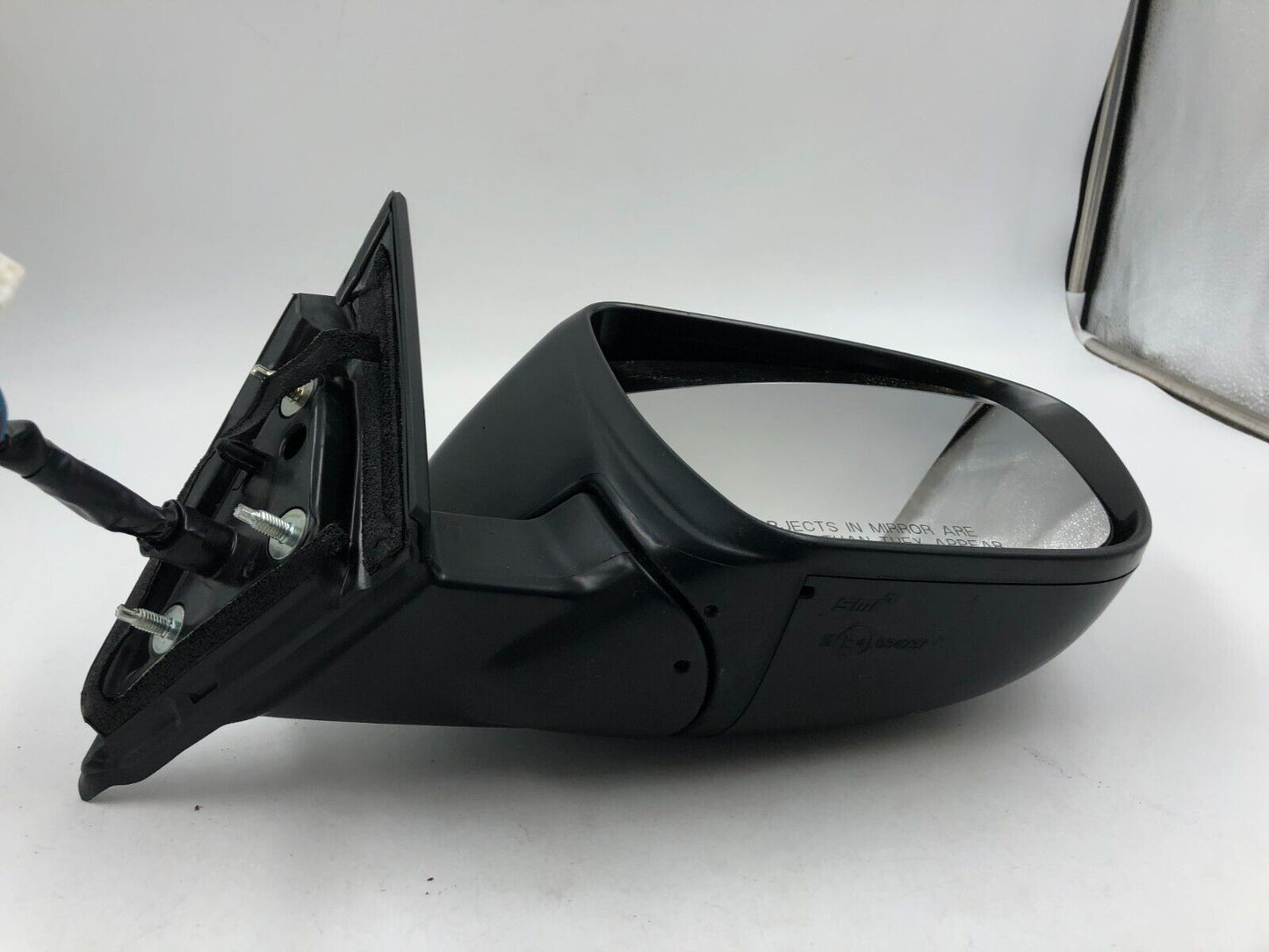 2016-2017 Nissan Rogue Passenger Side View Power Door Mirror Black OEM B02B68002