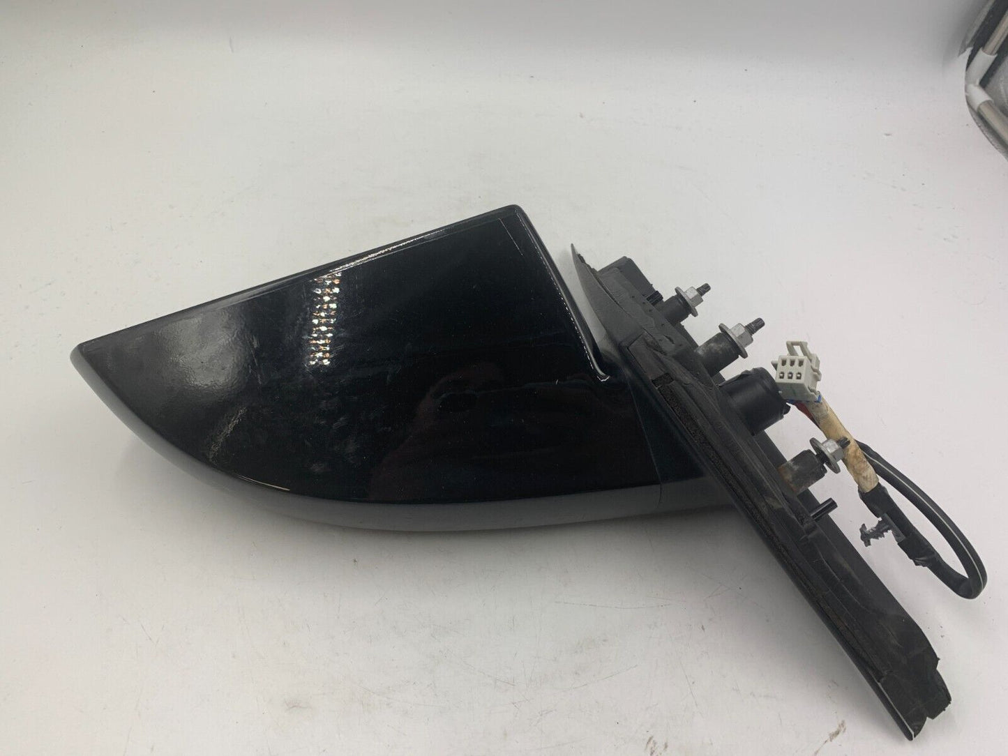 2007-2016 Chevrolet Impala Driver Side Power Door Mirror Black OEM B01B56033