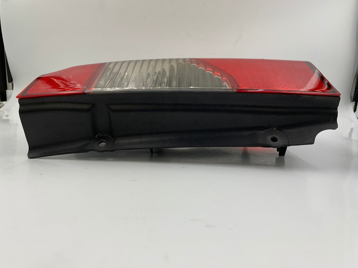 2005-2015 Nissan XTerra Passenger Side Tail Light Taillight OEM B02B59003