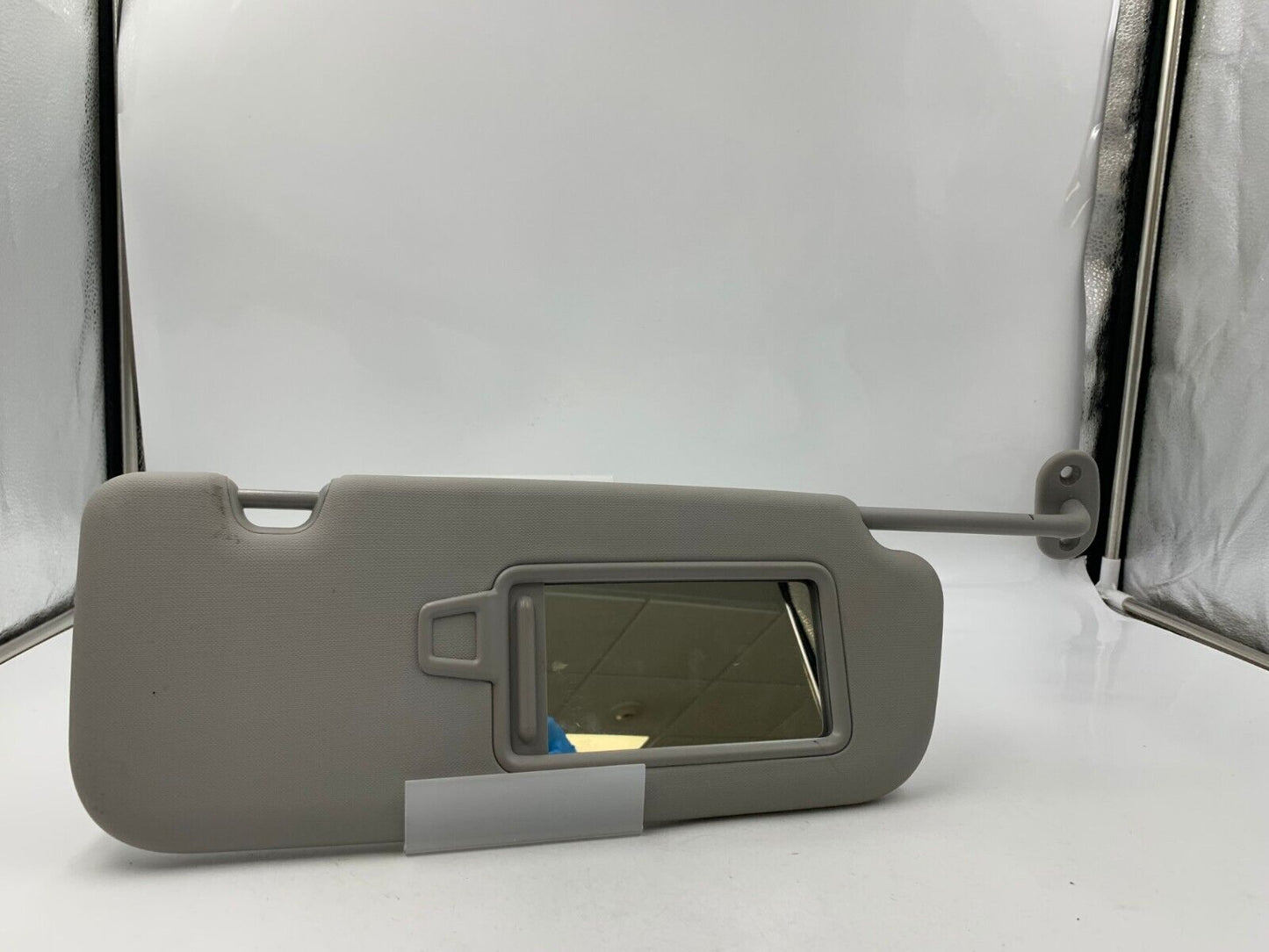 2017-2018 Kia Forte Passenger Sun Visor Sunvisor Gray OEM A04B65006