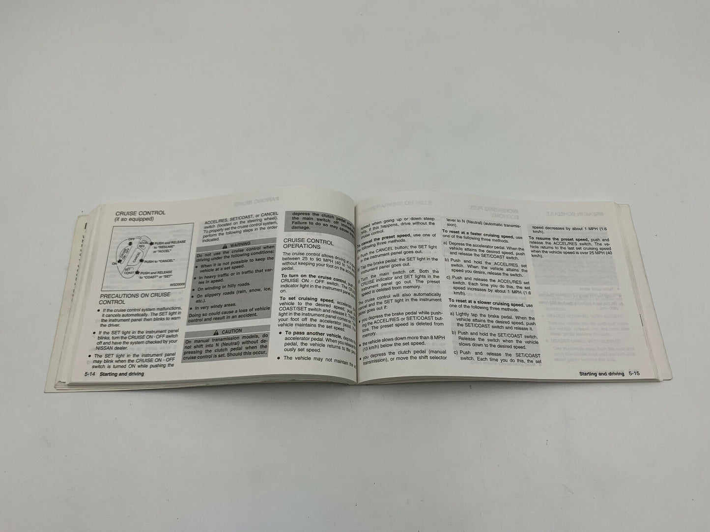 2001 Nissan Sentra Owners Manual OEM C04B30043