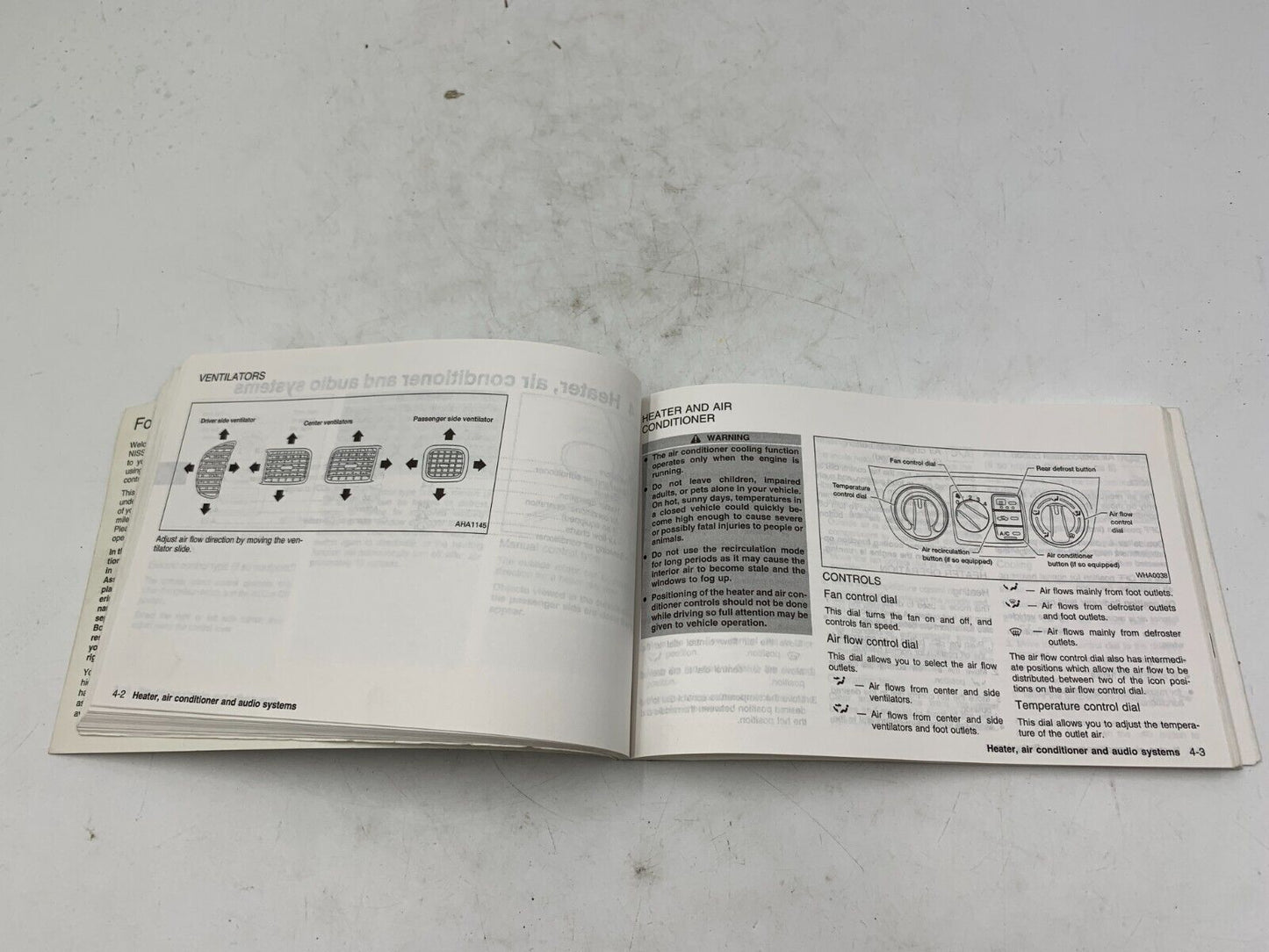 2001 Nissan Sentra Owners Manual OEM C04B30043