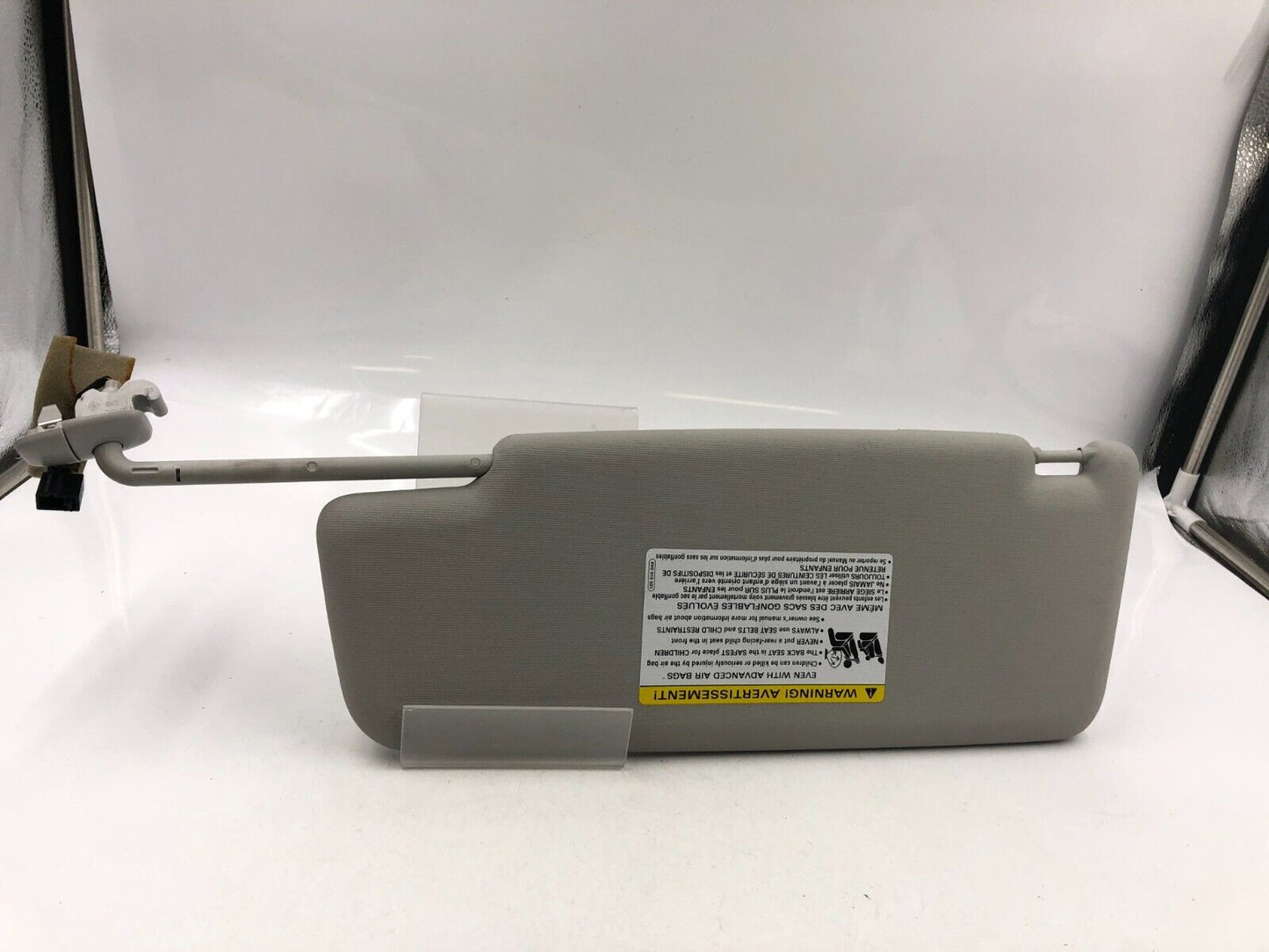 2019 Volkswagen Passat Passenger Sunvisor Gray Illuminated OEM A03B70006