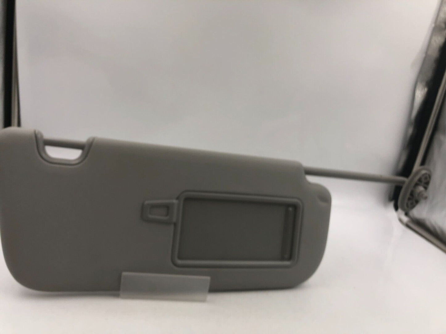 2014-2018 Kia Soul Passenger Sun Visor Sunvisor Gray OEM A03B70007