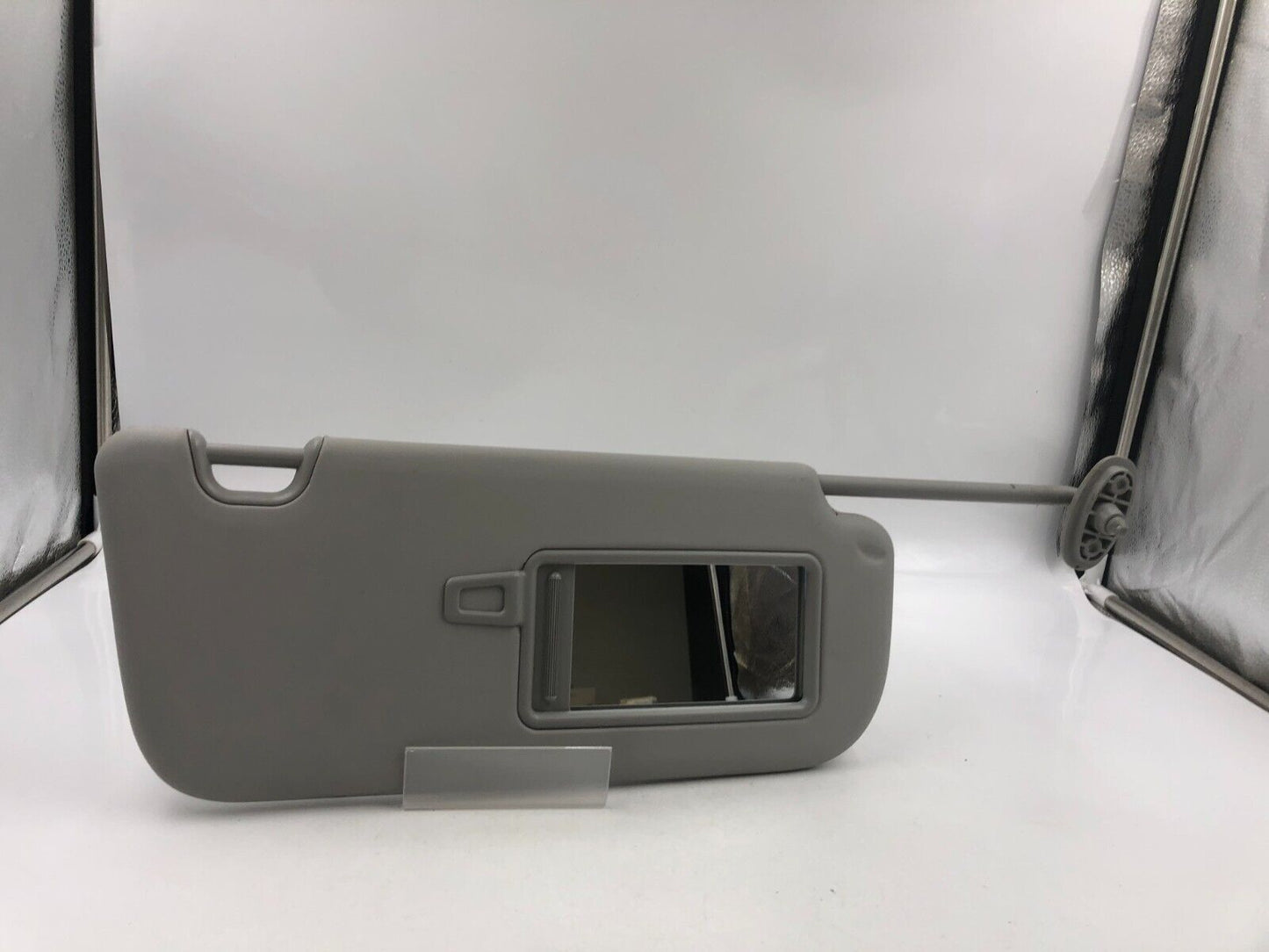 2014-2018 Kia Soul Passenger Sun Visor Sunvisor Gray OEM A03B70007