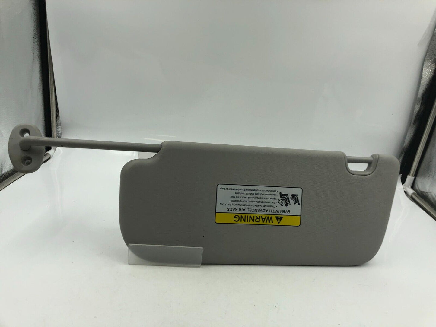 2014-2018 Kia Soul Passenger Sun Visor Sunvisor Gray OEM A03B70007