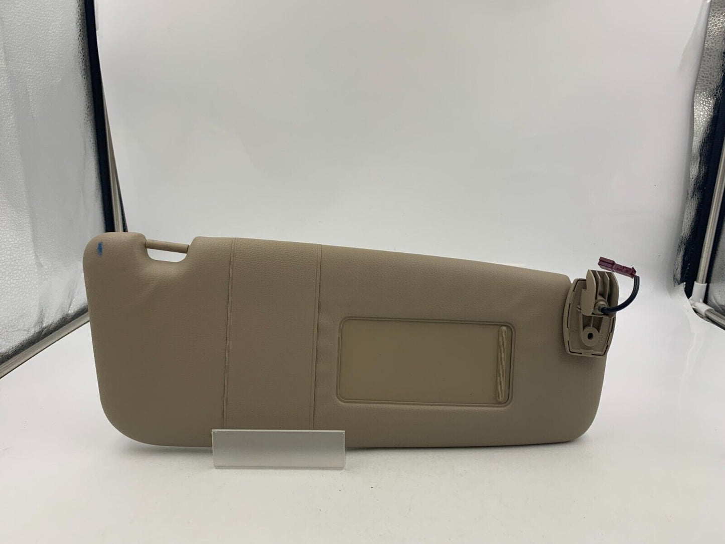 2008-2009 BMW 535i Passenger Sun Visor Sunvisor Brown Illuminated OEM A03B34042