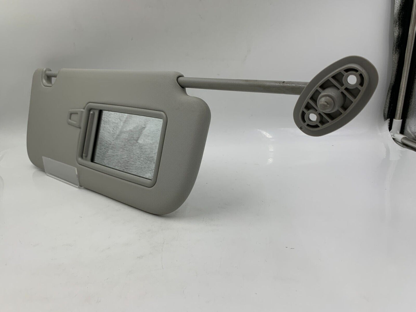 2014-2019 Kia Soul Passenger Sun Visor Sunvisor Gray OEM C02B12067