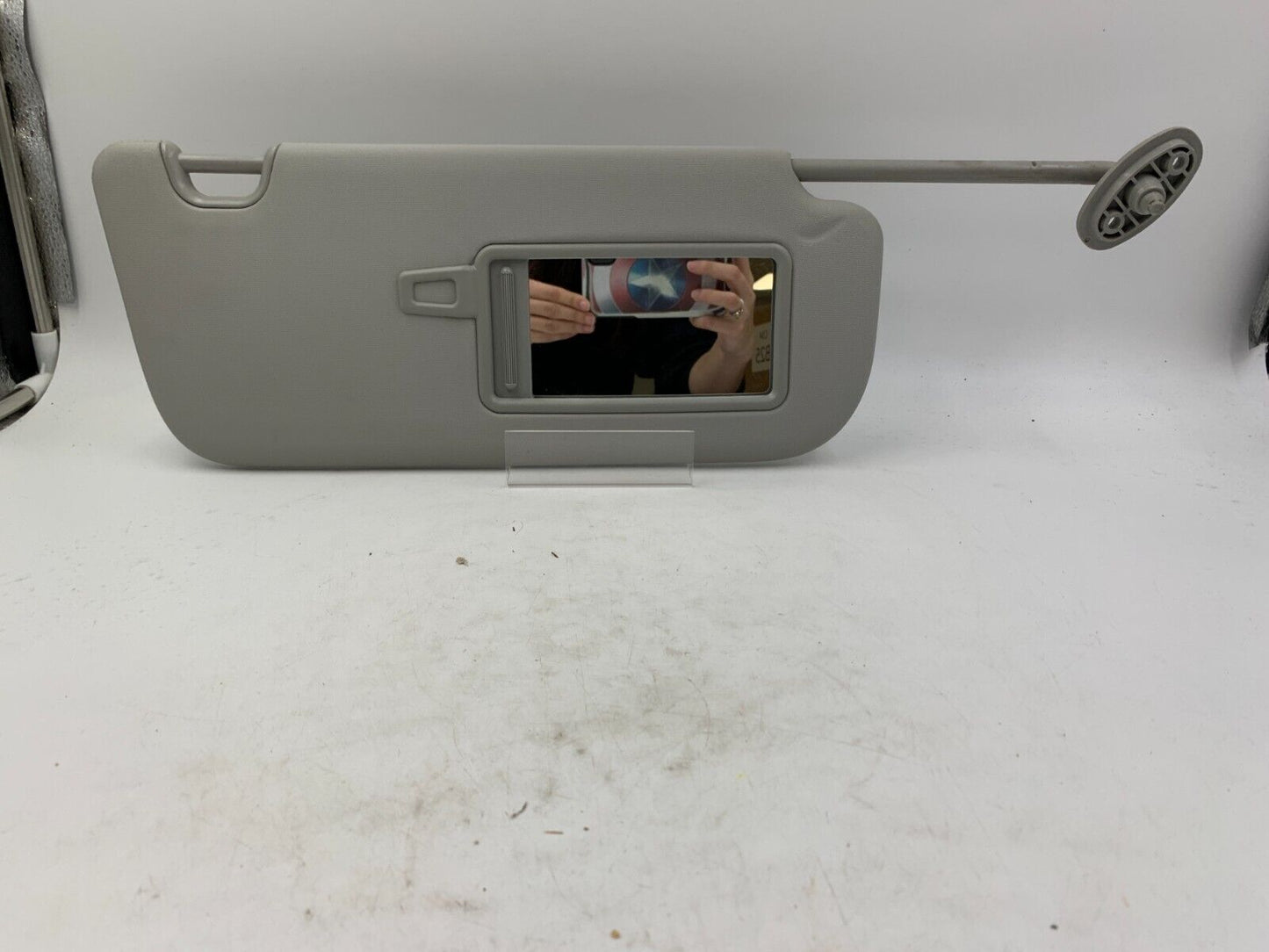 2014-2019 Kia Soul Passenger Sun Visor Sunvisor Gray OEM C02B12067