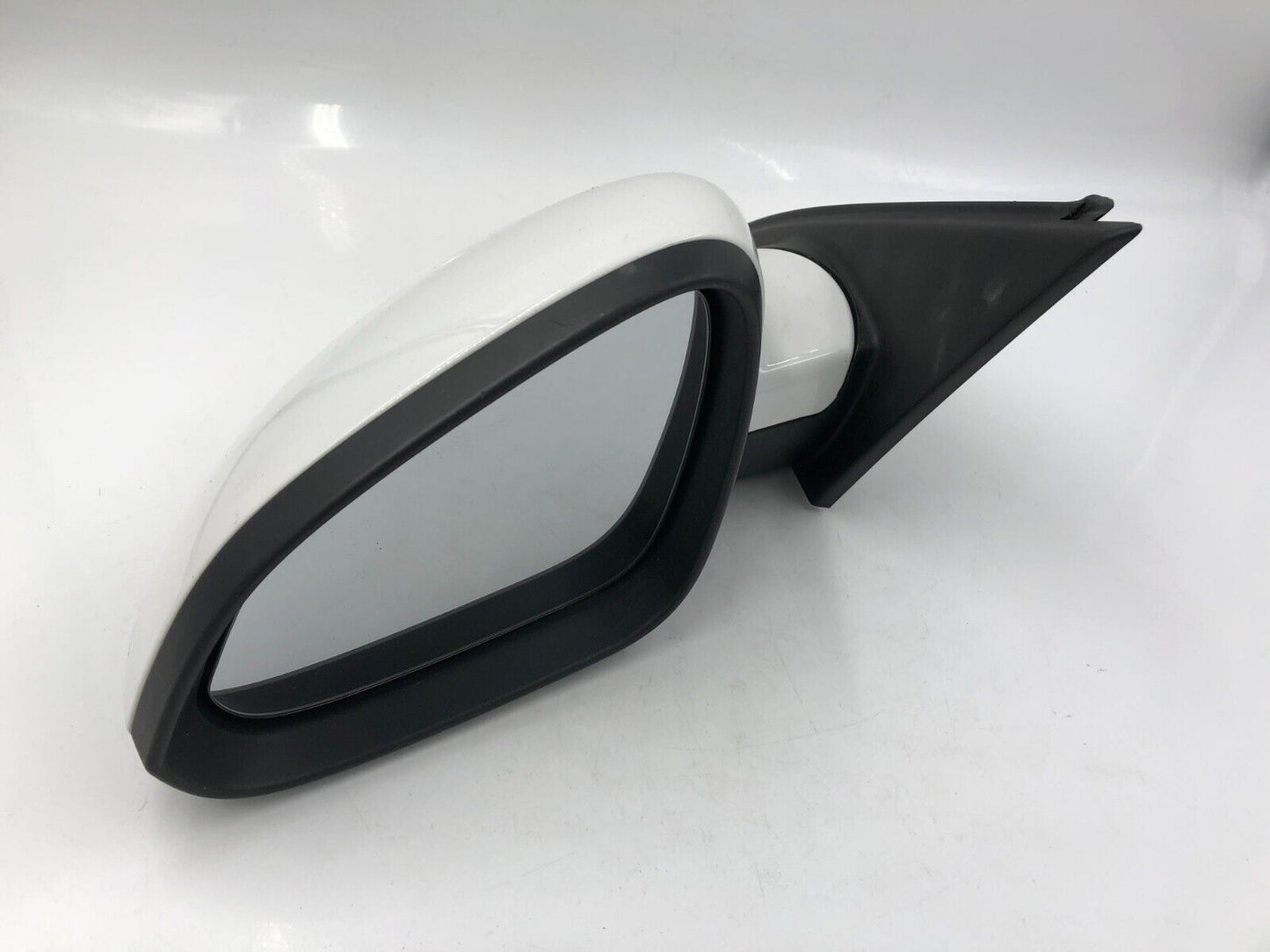 2011-2013 Buick Regal Driver Side View Power Door Mirror White OEM B03B19050