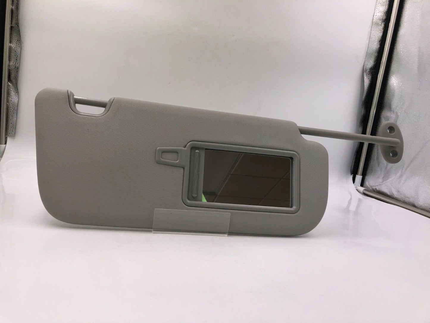 2014-2019 Kia Soul Passenger Sun Visor Sunvisor Gray Illuminated OEM A04B69002