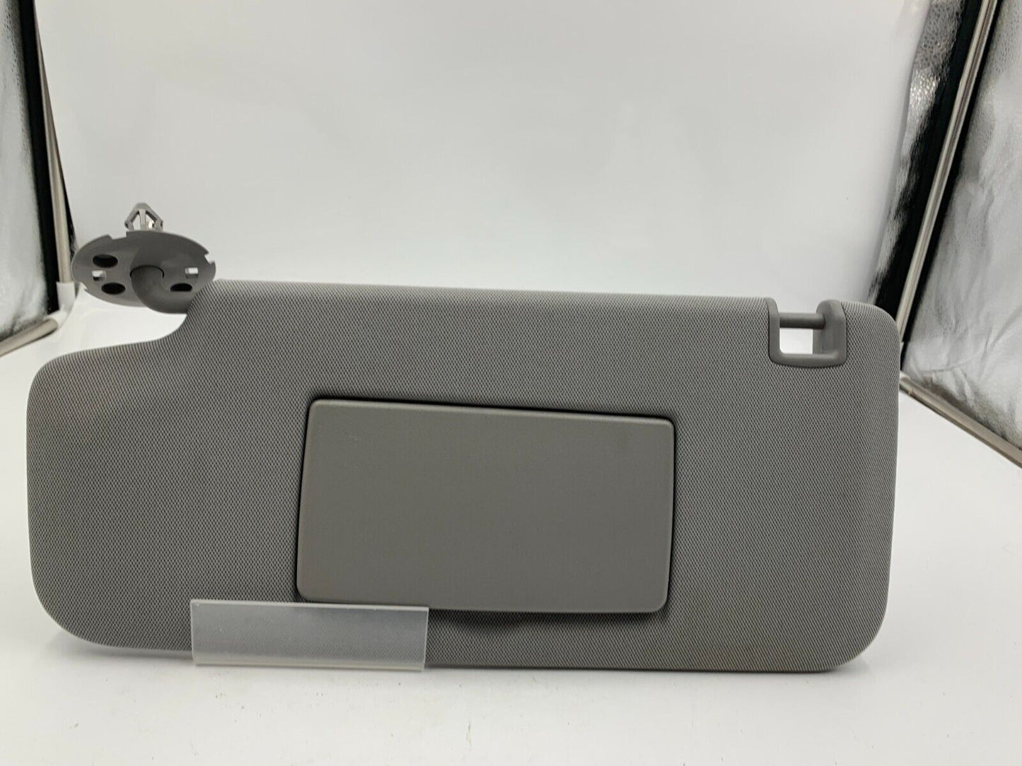 2017-2021 Chevrolet Trax Driver Side Sunvisor Sun Visor Gray OEM B04B47055