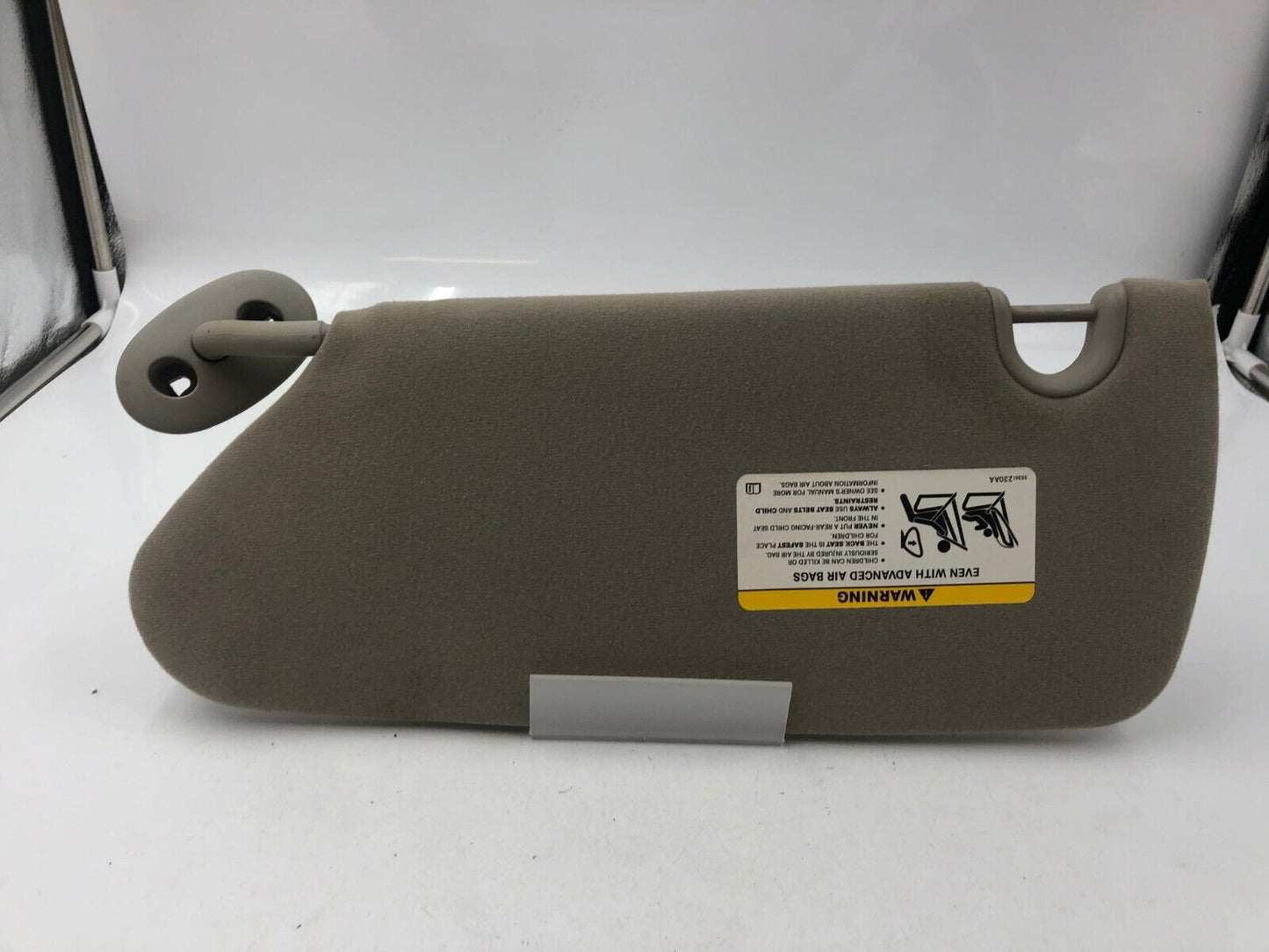 2005-2011 Dodge Dakota Passenger Sunvisor Sun Visor Gray OEM B03B59007