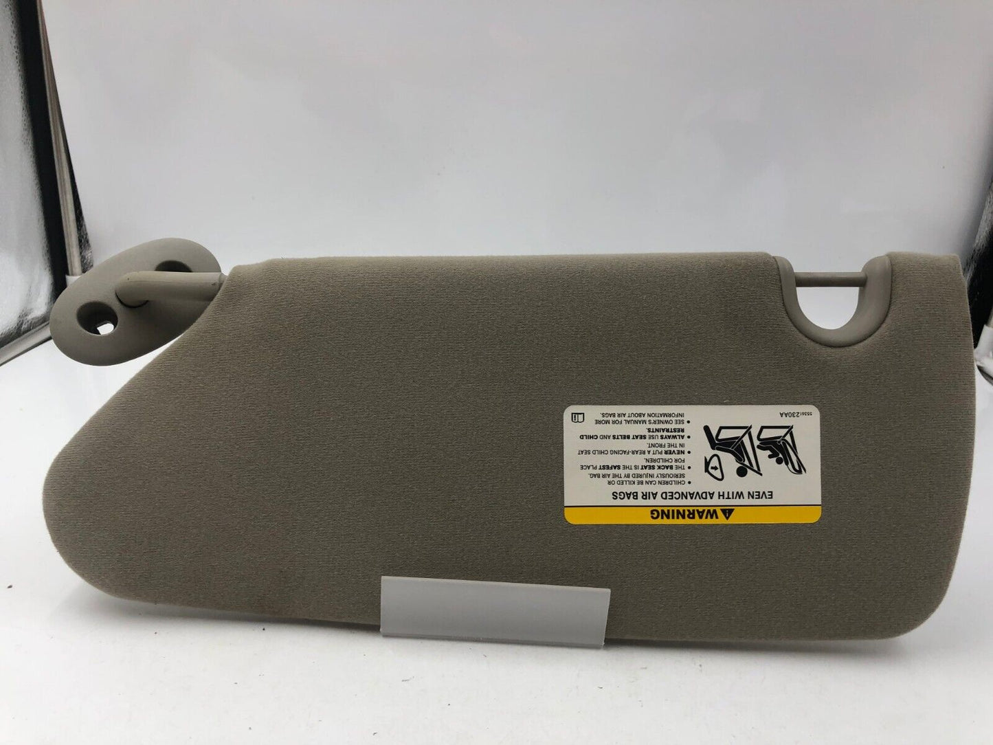 2005-2011 Dodge Dakota Passenger Sunvisor Sun Visor Gray OEM B03B59007