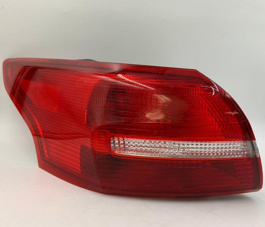 2015-2018 Ford Focus Sedan Driver Side Tail Light Taillight OEM E04B31027