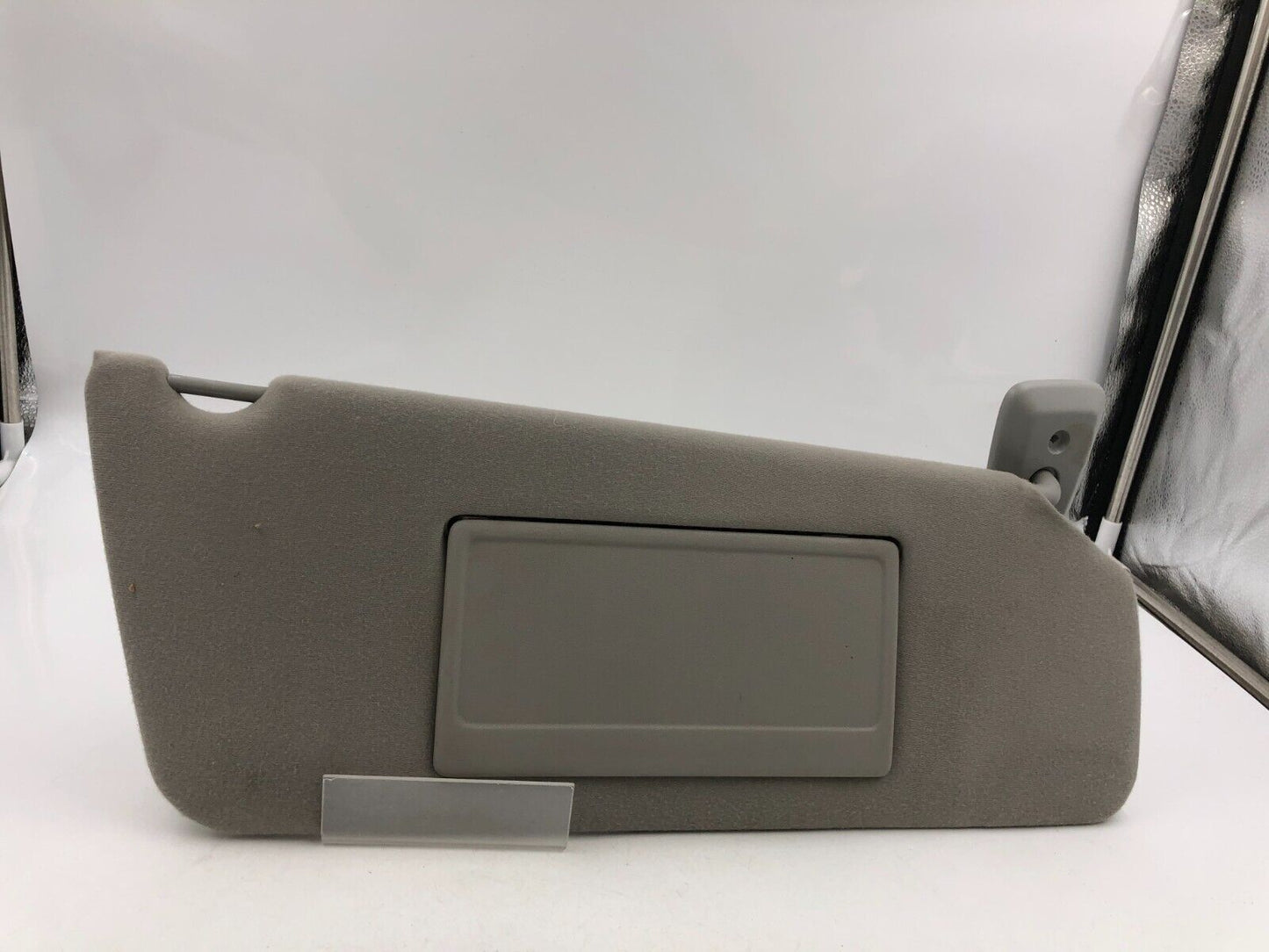 2004-2008 Ford F150 Passenger Sun Visor Sunvisor Gray OEM D01B25063