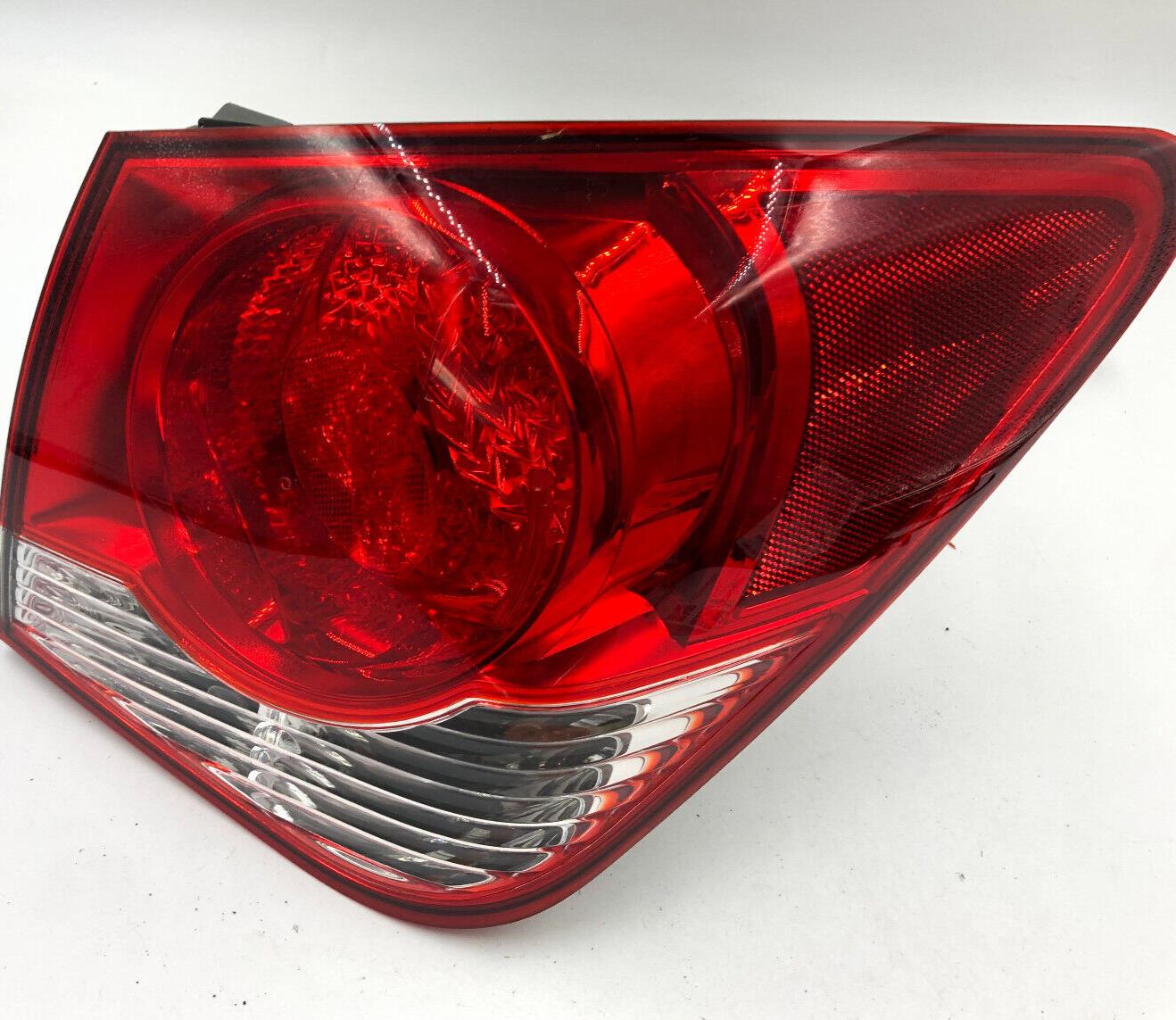 2011-2016 Chevrolet Cruze Passenger Side Tail Light Taillight OEM G02B04002