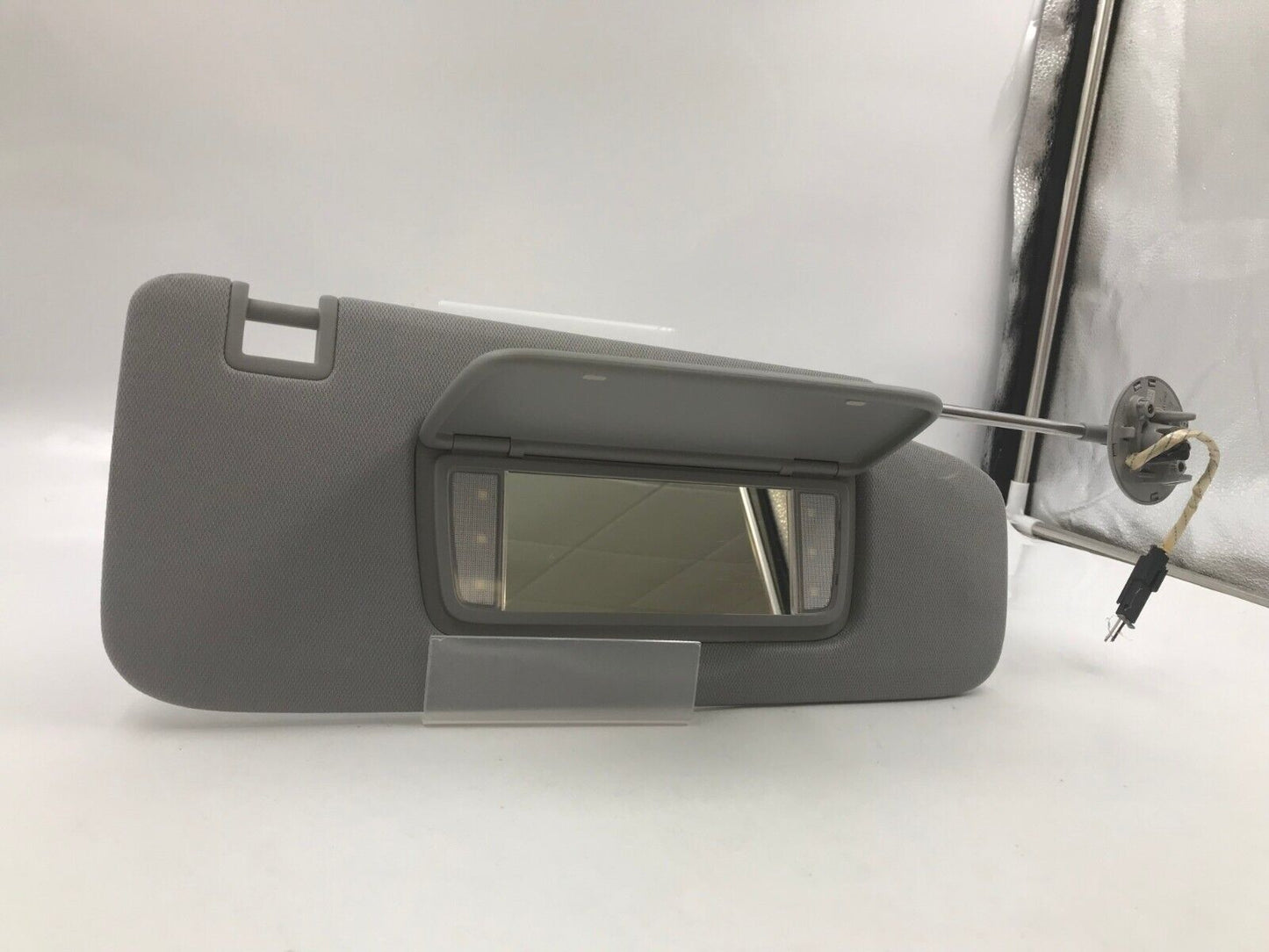 2010-2018 GMC Terrain Passenger Sun Visor Sunvisor Gray Illuminated G01B43066