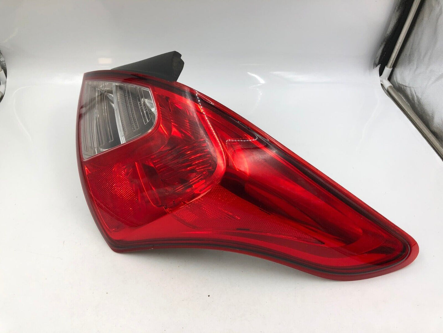 2012-2019 Nissan Versa Passenger Side Tail Light Taillight OEM G02B34027