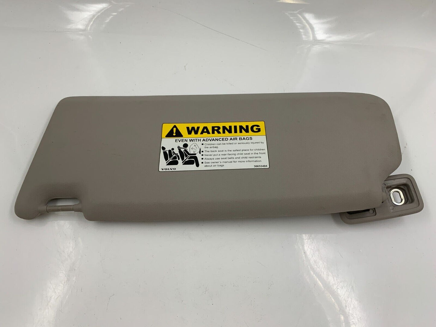 2007-2011 Volvo V50 Passenger Sun Visor Sunvisor Illuminated Gray OEM D03B23051