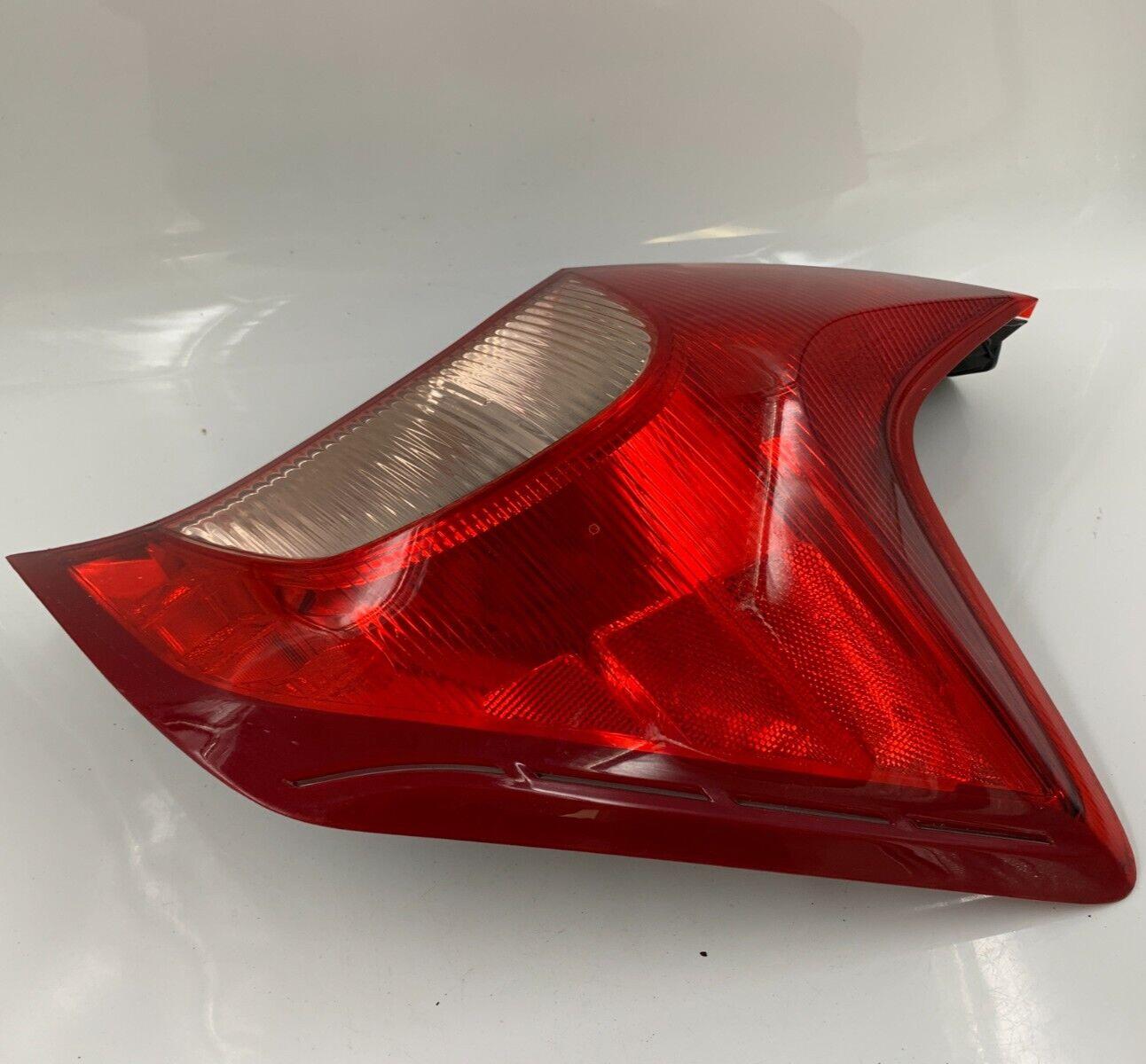 2014-2019 Nissan Versa Passenger Side Tail Light Taillight OEM C04B10017