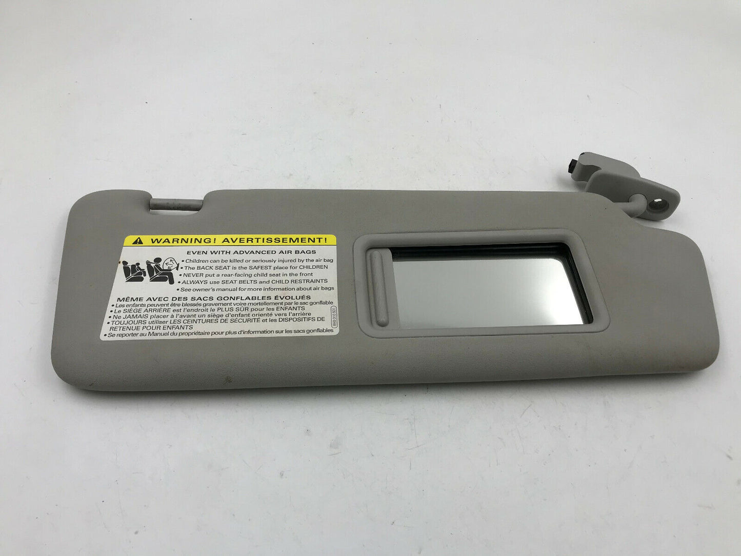 2002-2008 Audi A4 Sedan Passenger  Sunvisor Gray Illuminated OEM B01B17062