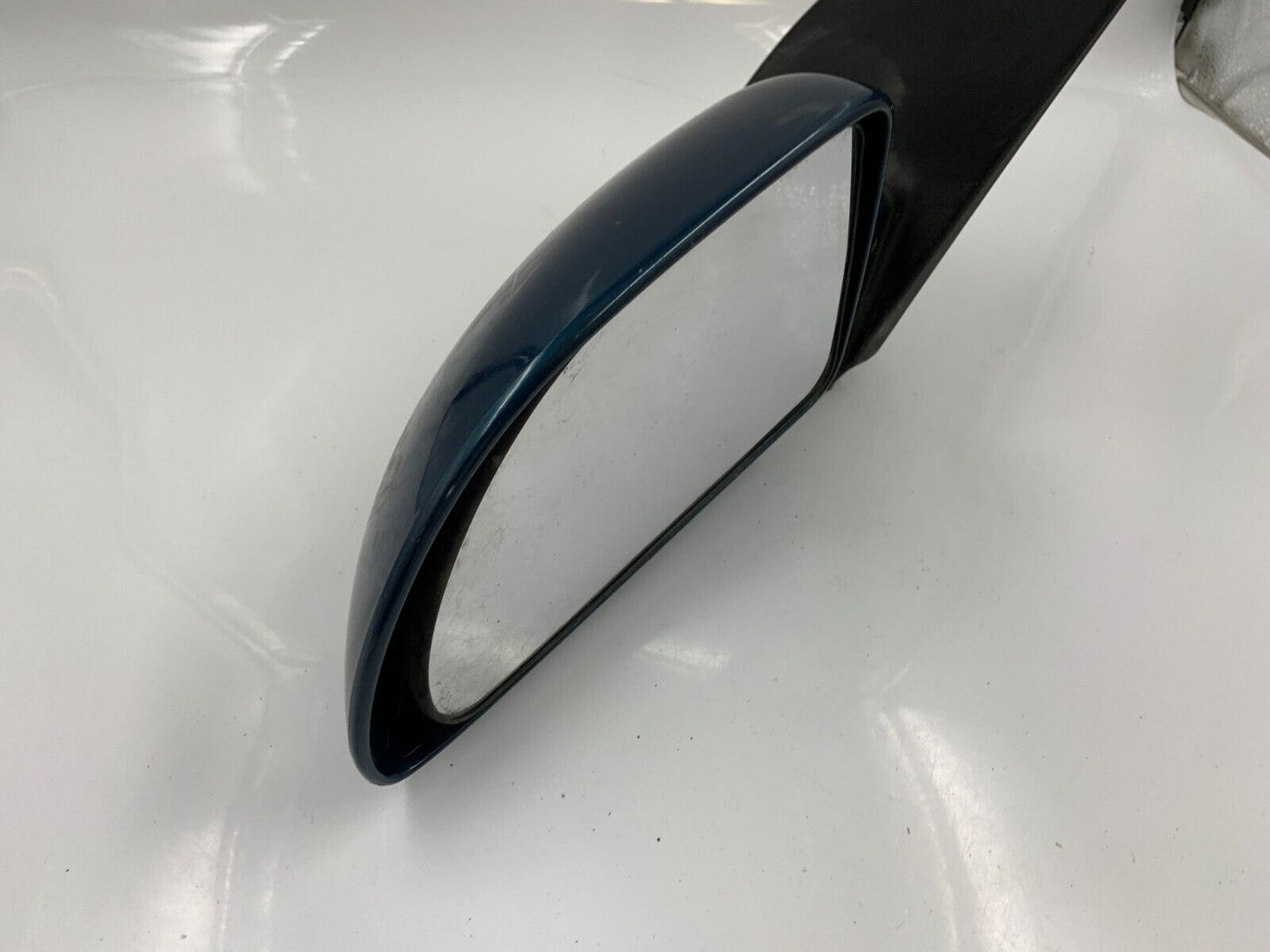 2006-2009 Chevrolet Equinox Driver Side View Power Door Mirror Blue D02B14016