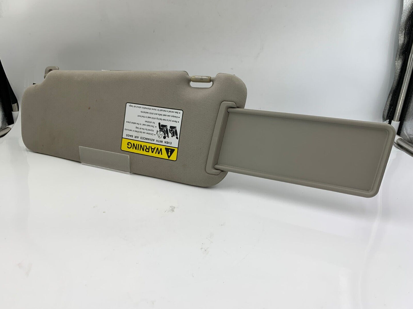 2007-2009 Mazda CX-9 Passenger Sun Visor Sunvisor Gray Illuminated OEM B01B07034