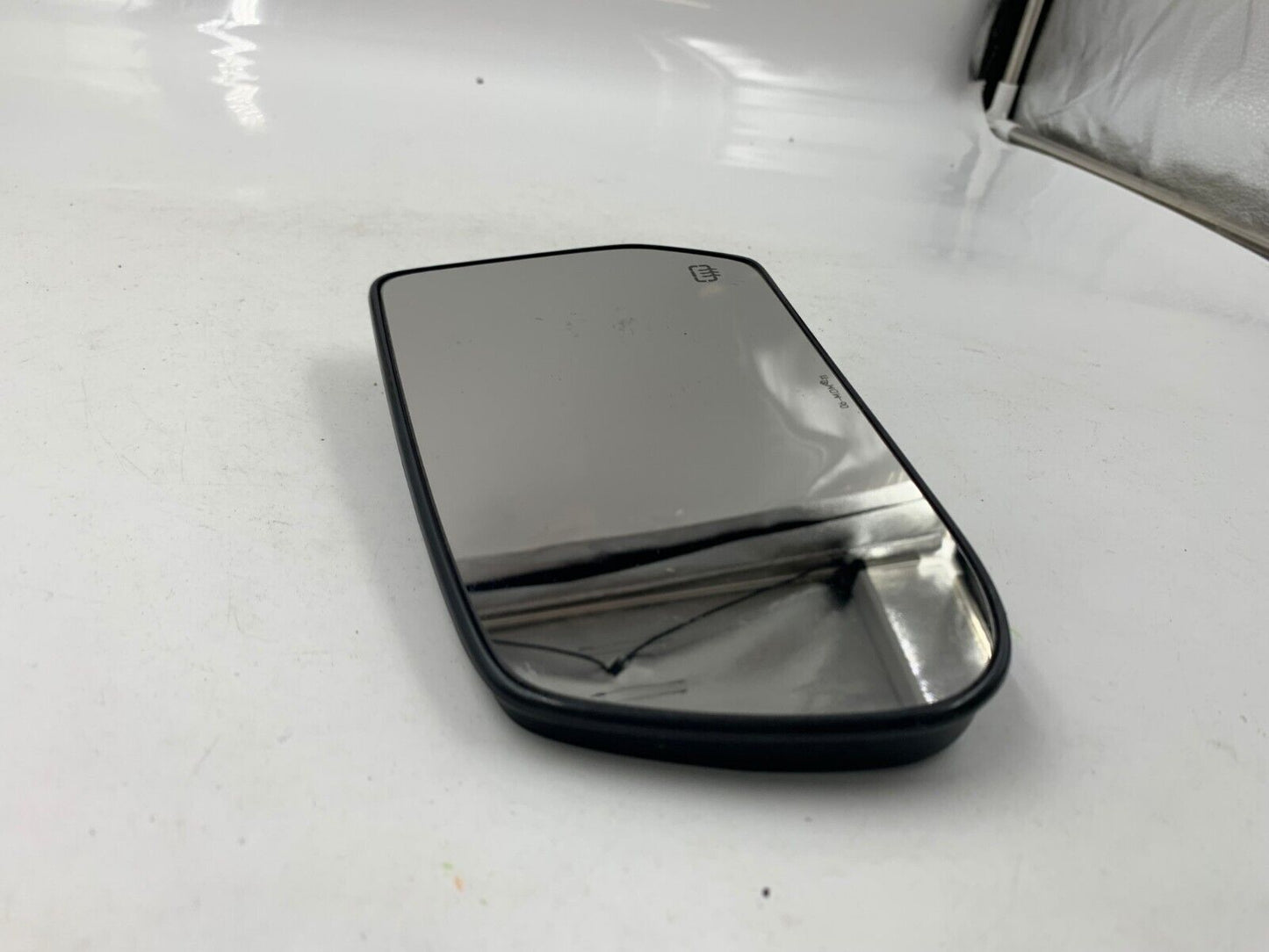 2010-2011 GMC Terrain Driver Side View Power Door Mirror Glass Only C04B53027