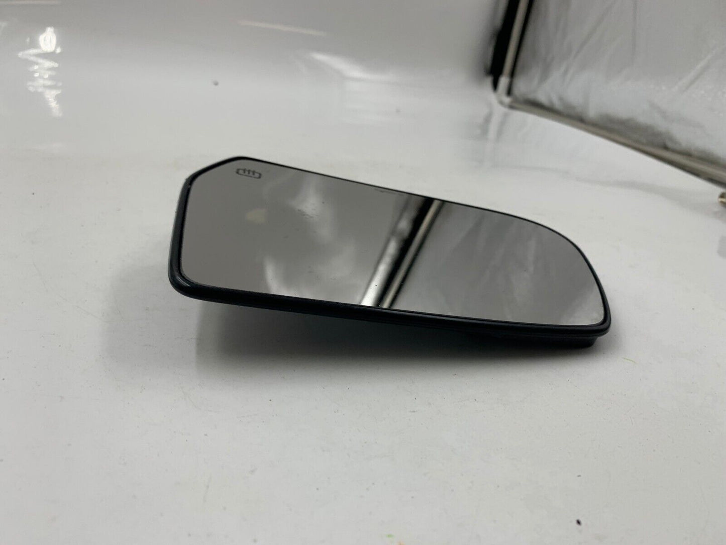 2010-2011 GMC Terrain Driver Side View Power Door Mirror Glass Only C04B53027