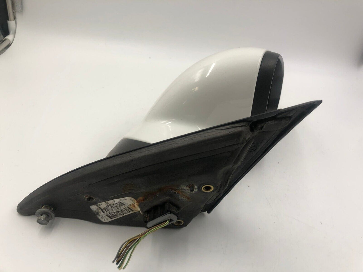 2011-2013 Buick Regal Passenger Side View Power Door Mirror White OEM C02B37044