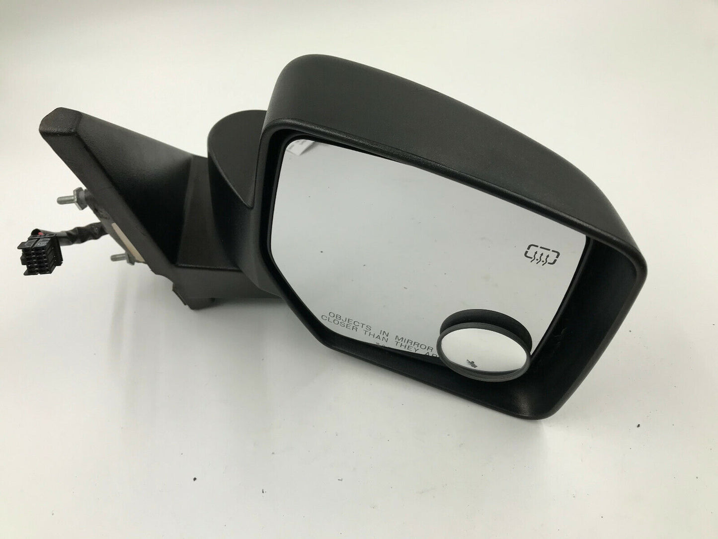 2007-2012 Jeep Patriot Passenger Side View Power Door Mirror Black OEM D02B06042