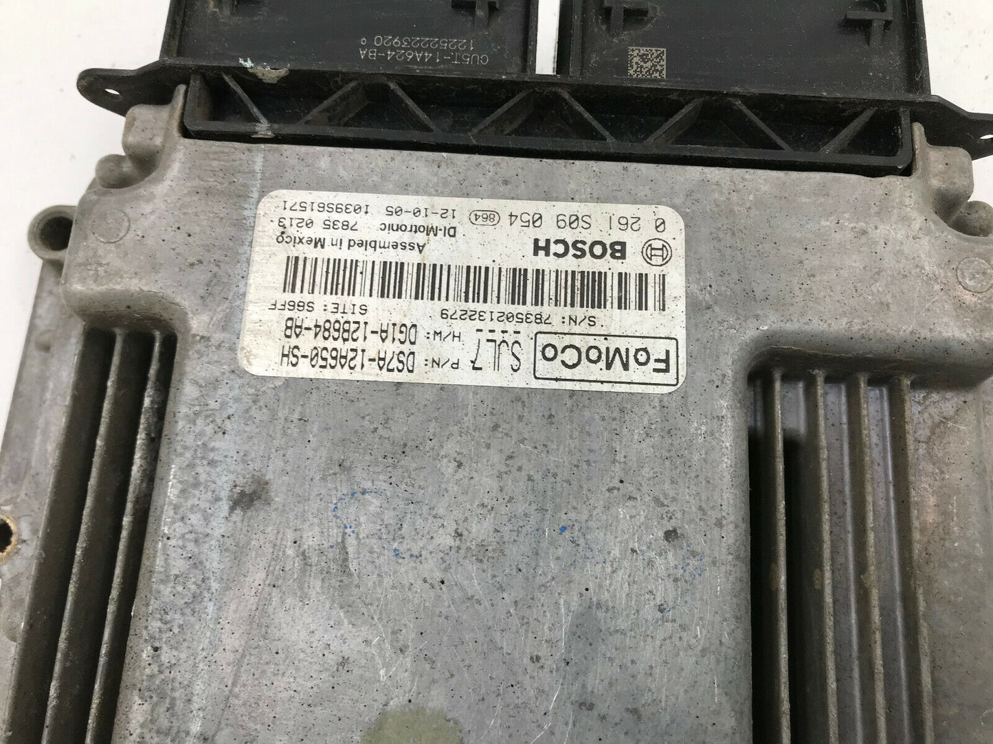 2013 Ford Fusion Engine Control Module Unit ECU ECM OEM E01B13057