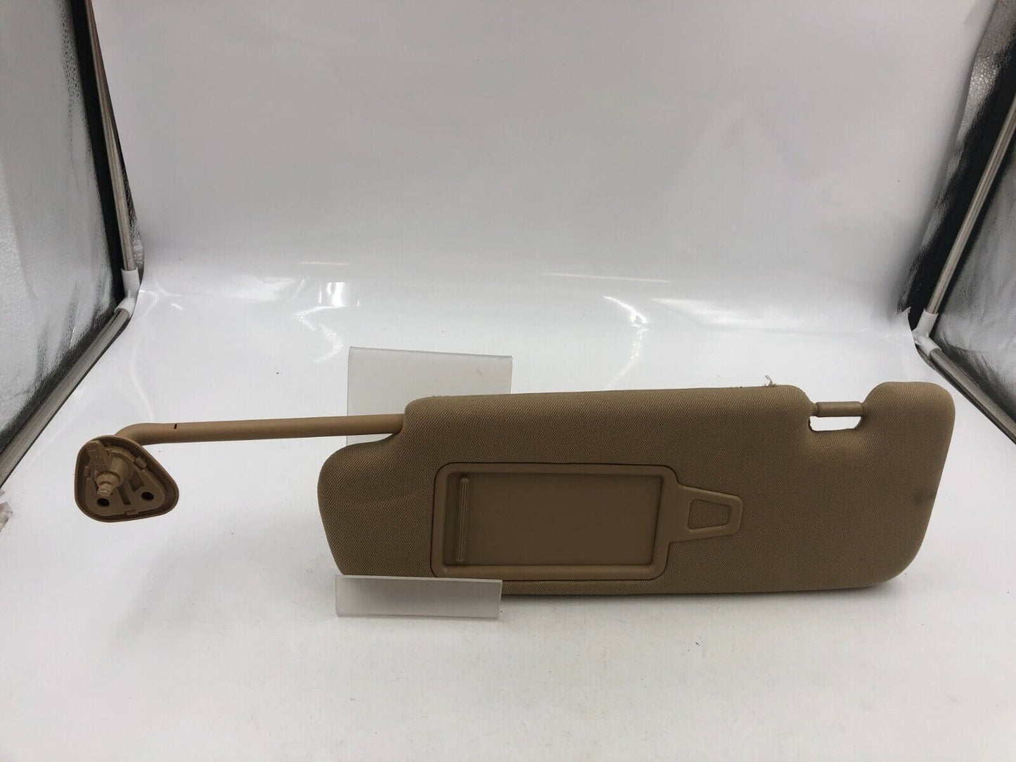 2011-2015 Hyundai Sonata Driver Sun Visor Sunvisor Beige OEM E01B18035