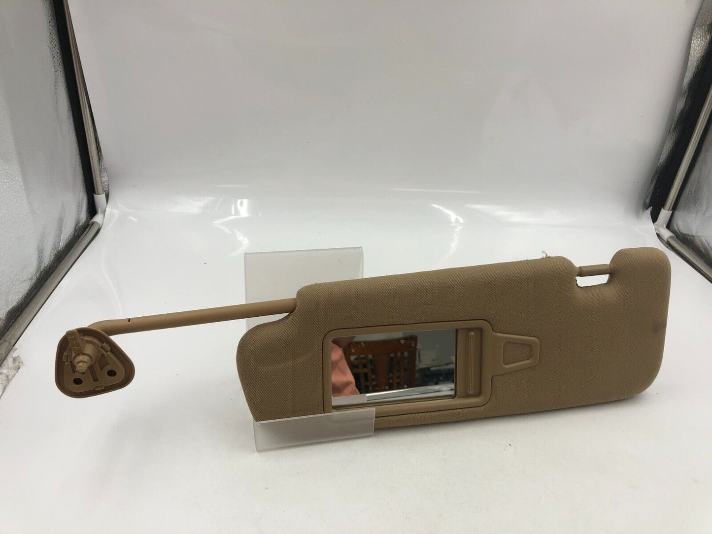 2011-2015 Hyundai Sonata Driver Sun Visor Sunvisor Beige OEM E01B18035