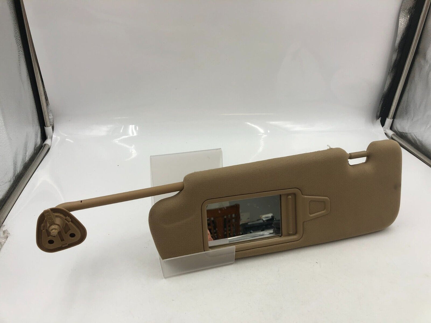 2011-2015 Hyundai Sonata Driver Sun Visor Sunvisor Beige OEM E01B18035