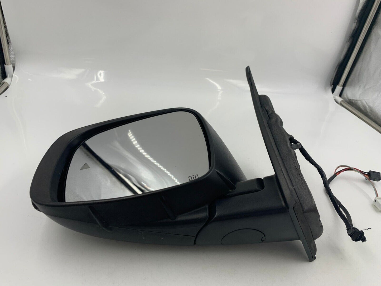 2011-2016 Chrysler Town & Country Driver Power Door Mirror Gray OEM C02B25020