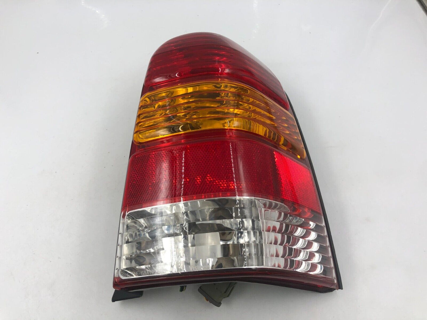 2001-2007 Ford Escape Passenger Side Tail Light Taillight OEM B03B07037