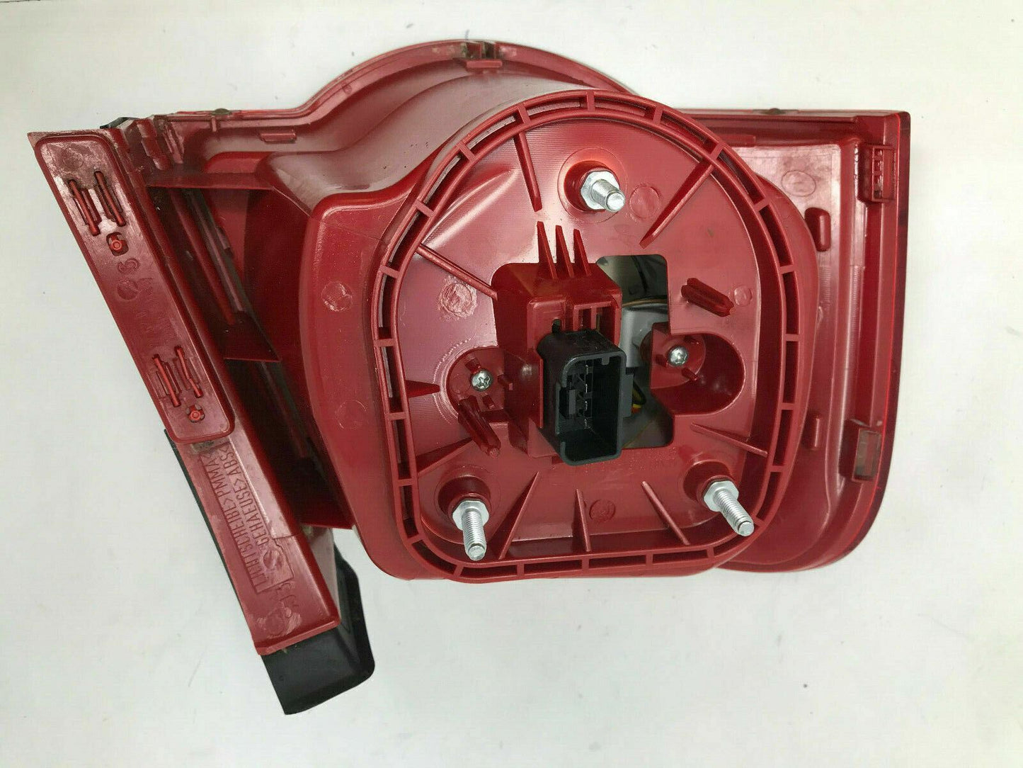 2008-2010 Volkswagen Passat Sedan Passenger Side Tail Light OEM B03B40070