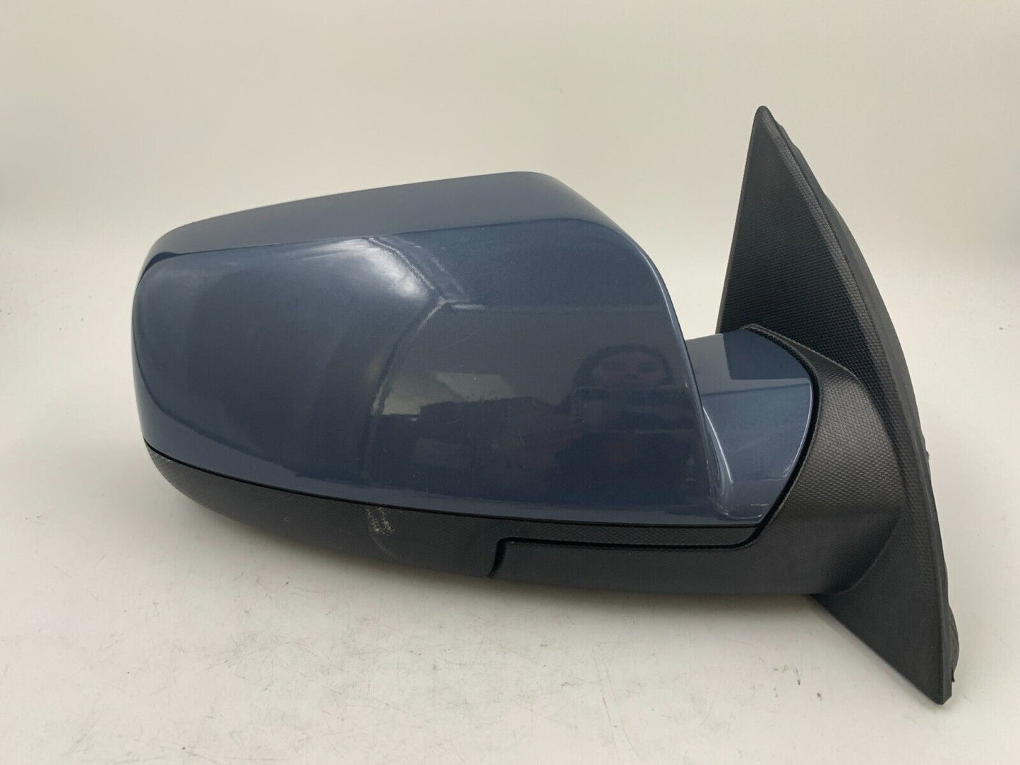 2010-2011 GMC Terrain Passenger View Power Door Mirror Blue OEM A04B27028