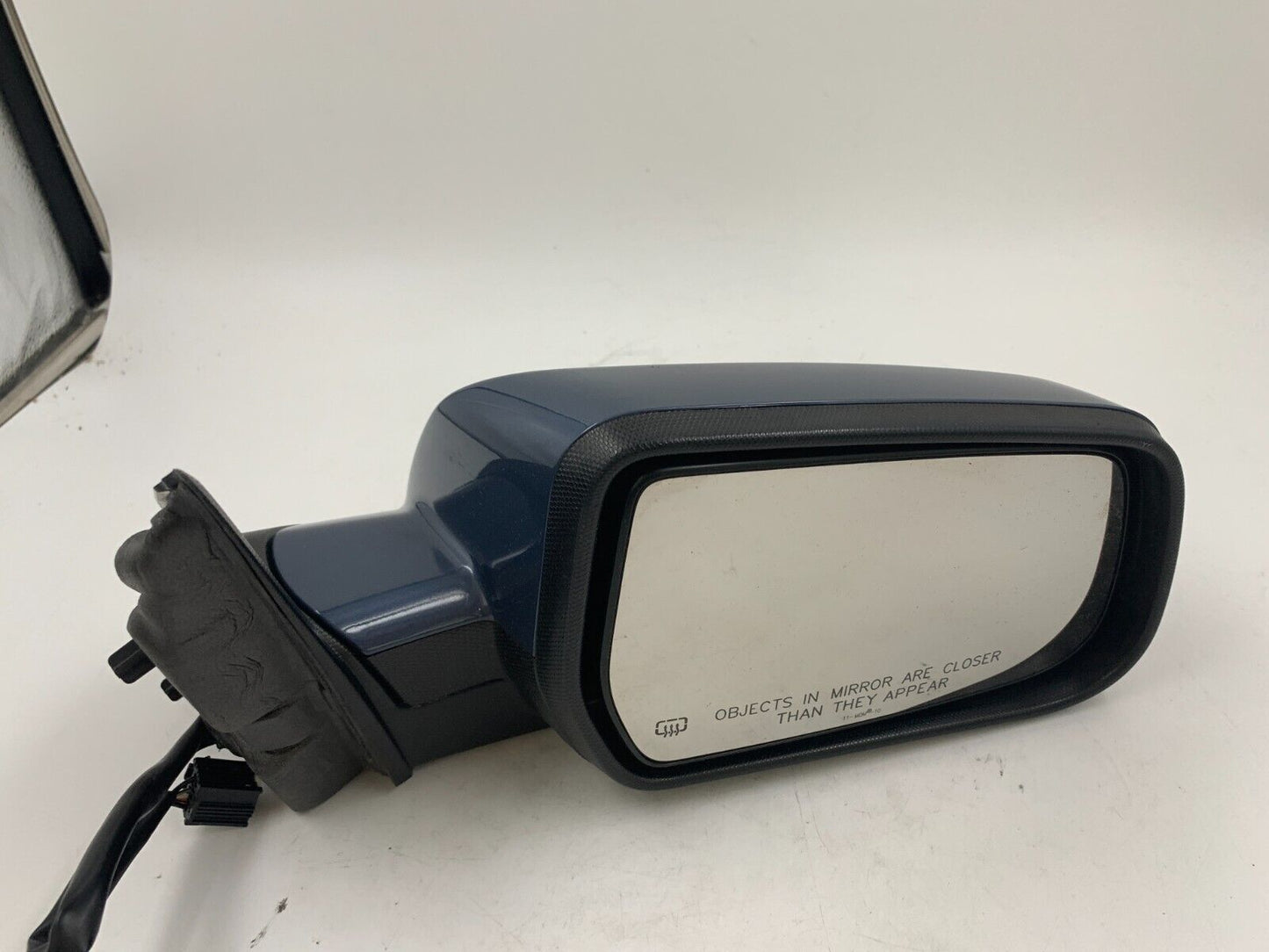 2010-2011 GMC Terrain Passenger View Power Door Mirror Blue OEM A04B27028