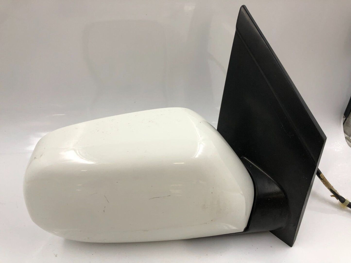 1999-2004 Honda Accord Passenger Side View Power Door Mirror White OEM C02B27080