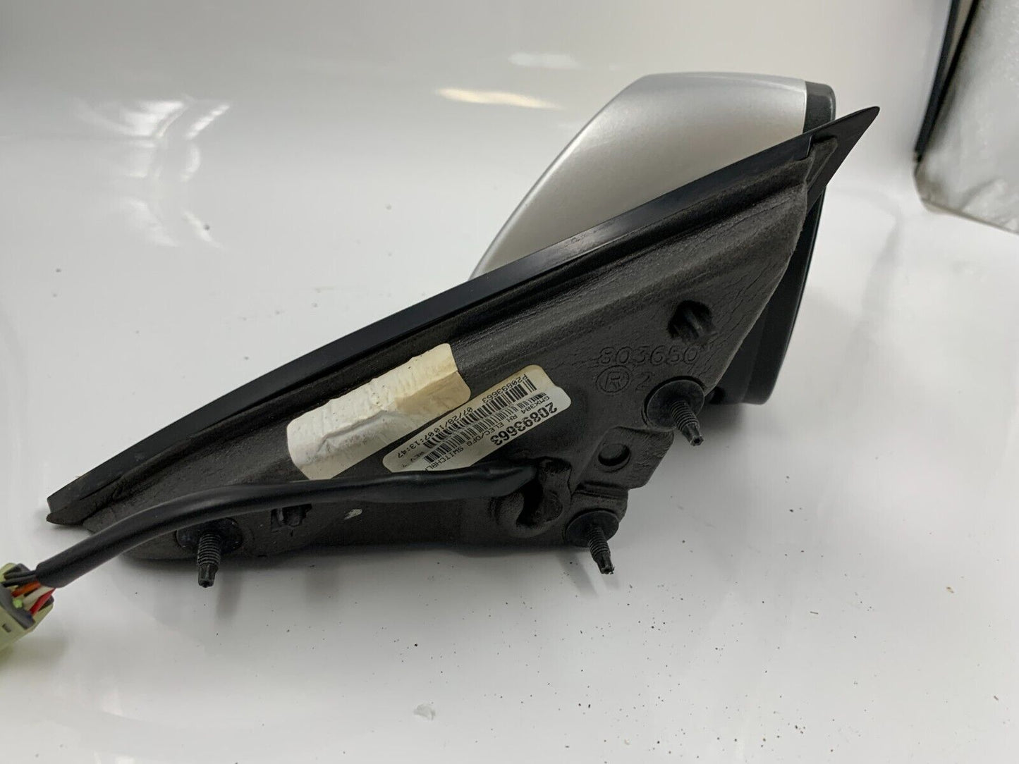 2008-2012 Chevrolet Malibu Passenger Side Power Door Mirror Silve OEM C01B130034