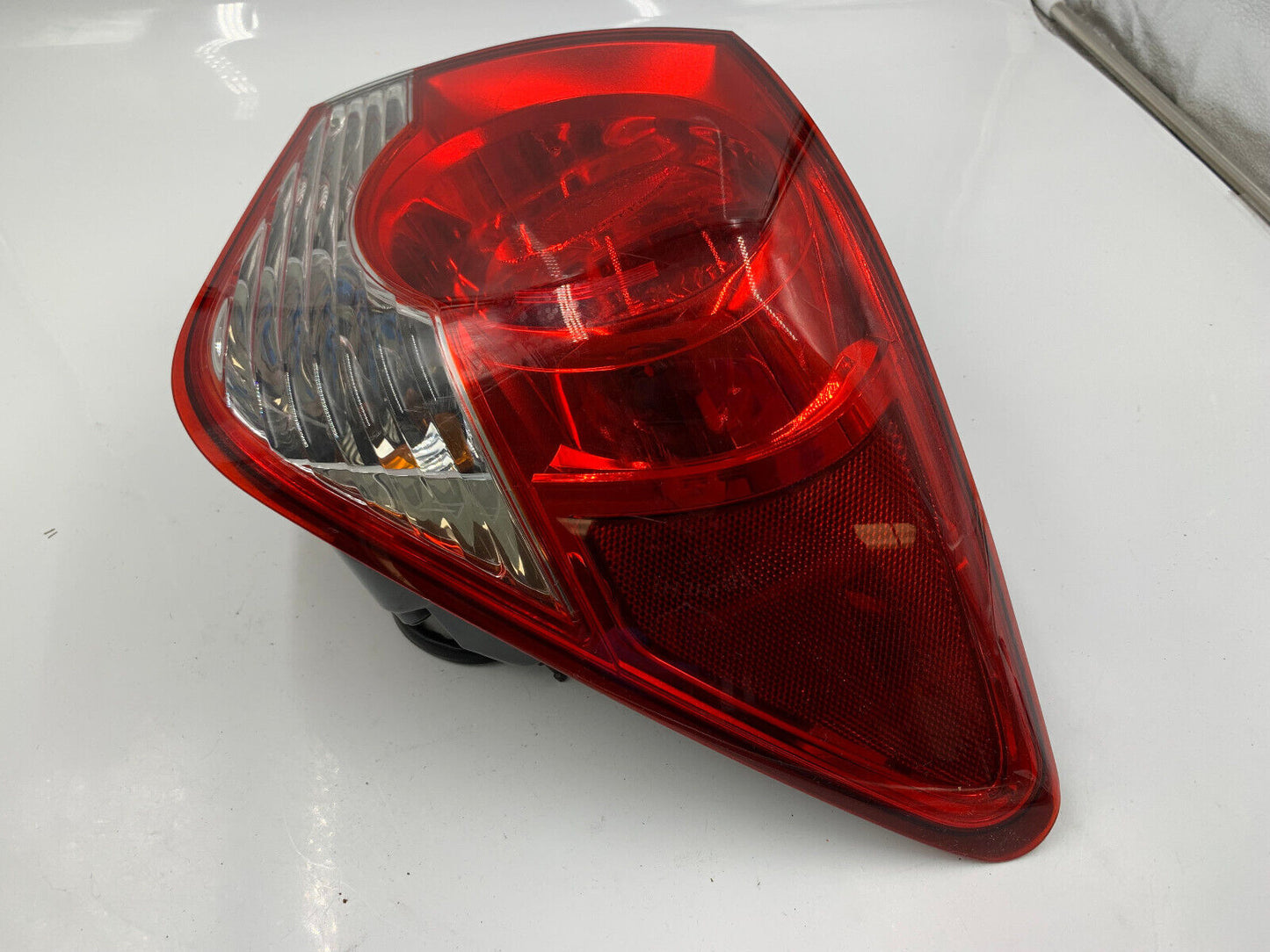 2011-2016 Chevrolet Cruze Passenger Side Tail Light Taillight OEM C02B23082