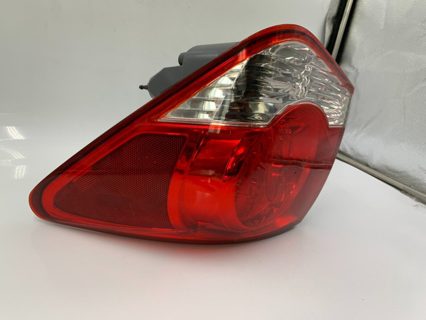 2011-2016 Chevrolet Cruze Passenger Side Tail Light Taillight OEM C02B23082