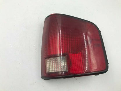 1994-2003 Chevrolet S10 Passenger Side Tail Light Taillight OEM B04B29002