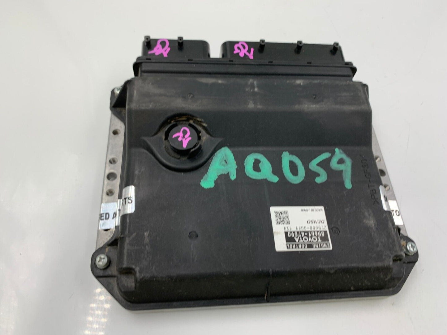 2015 Toyota Prius Engine Control Module ECU ECM OEM H04B30059